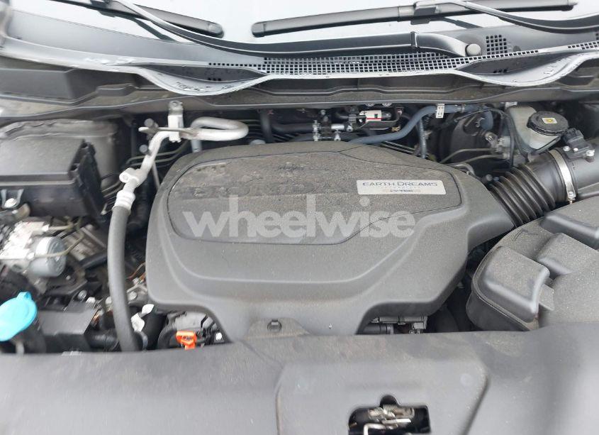 Photo 10 of 2018 Honda Odyssey EX (VIN 5FNRL6H59JB049346)