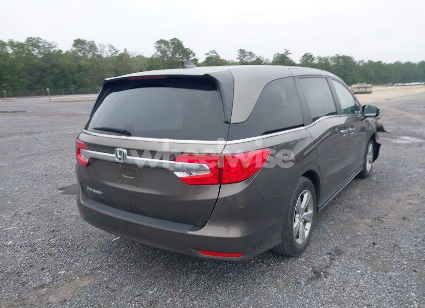 Photo 4 of 2018 Honda Odyssey EX (VIN 5FNRL6H59JB049346)