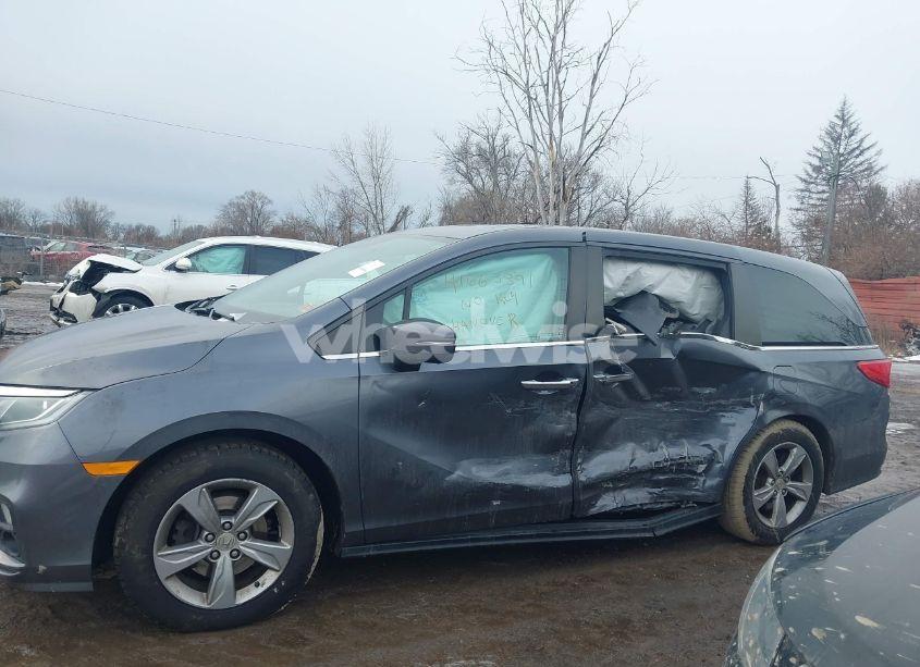 Photo 15 of 2018 Honda Odyssey EX (VIN 5FNRL6H59JB059231)