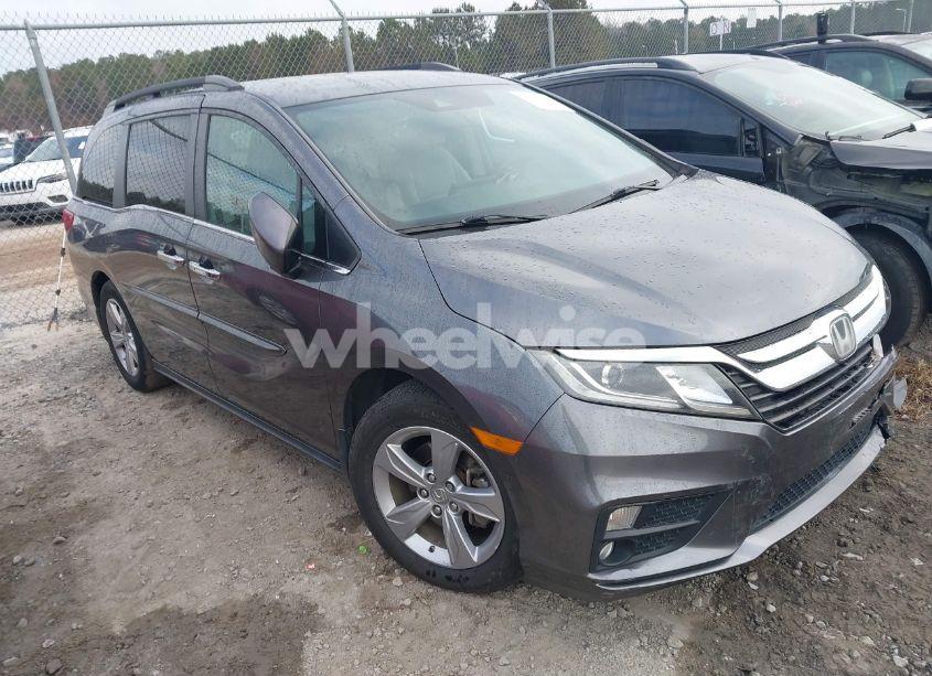 2019 Honda Odyssey EX (VIN 5FNRL6H59KB104623) main photo