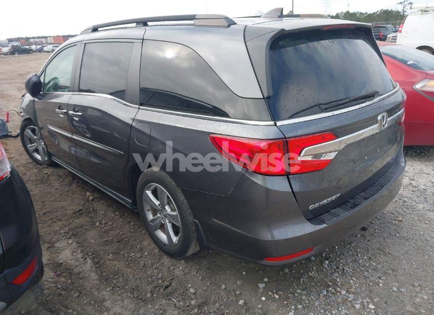 Photo 3 of 2019 Honda Odyssey EX (VIN 5FNRL6H59KB104623)