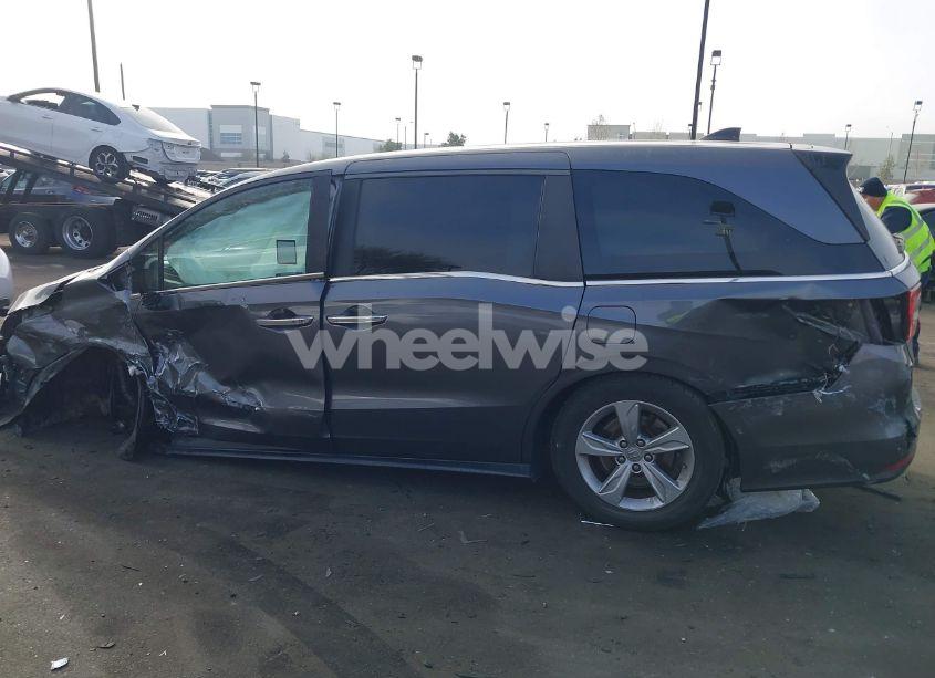 Photo 14 of 2019 Honda Odyssey EX (VIN 5FNRL6H5XKB032346)