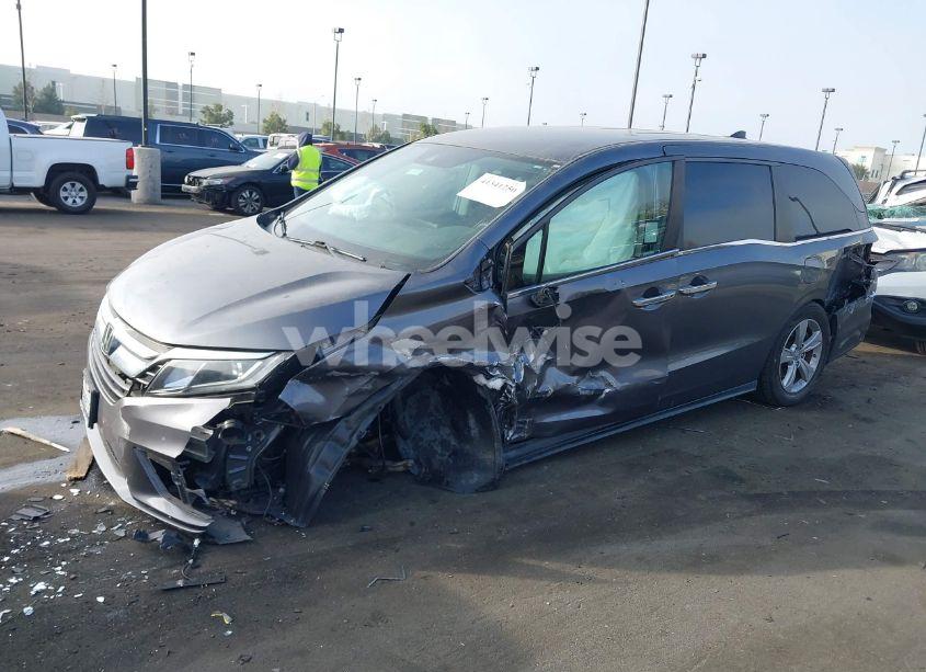 Photo 6 of 2019 Honda Odyssey EX (VIN 5FNRL6H5XKB032346)