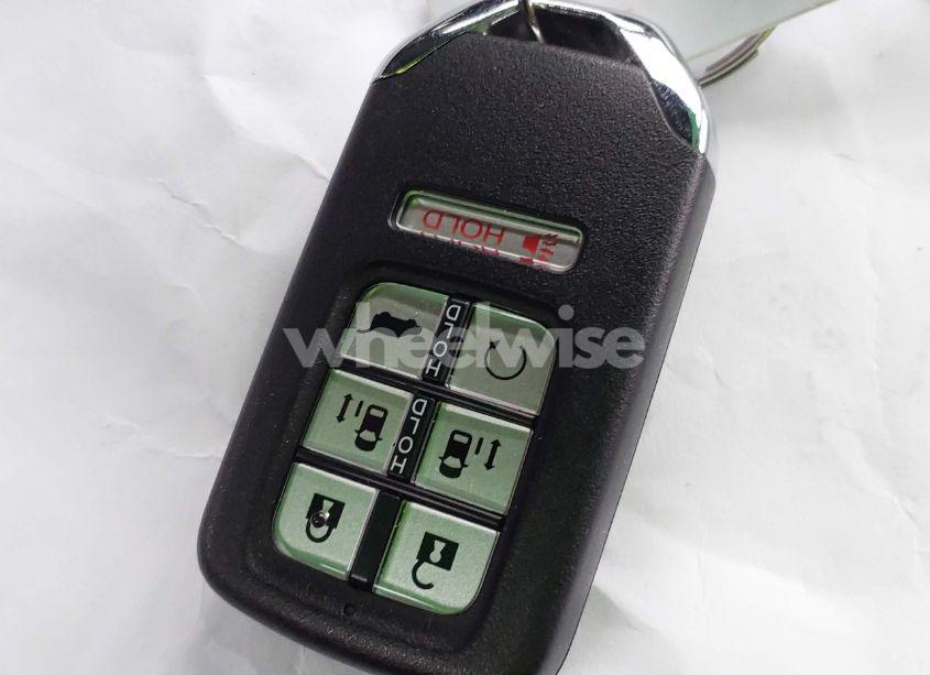 Photo 11 of 2024 Honda Odyssey EX-L (VIN 5FNRL6H60RB061017)