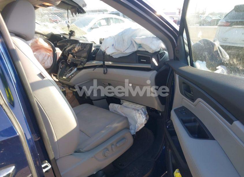 Photo 5 of 2024 Honda Odyssey EX-L (VIN 5FNRL6H60RB061017)