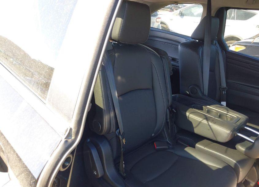 Photo 8 of 2024 Honda Odyssey EX-L (VIN 5FNRL6H60RB062832)
