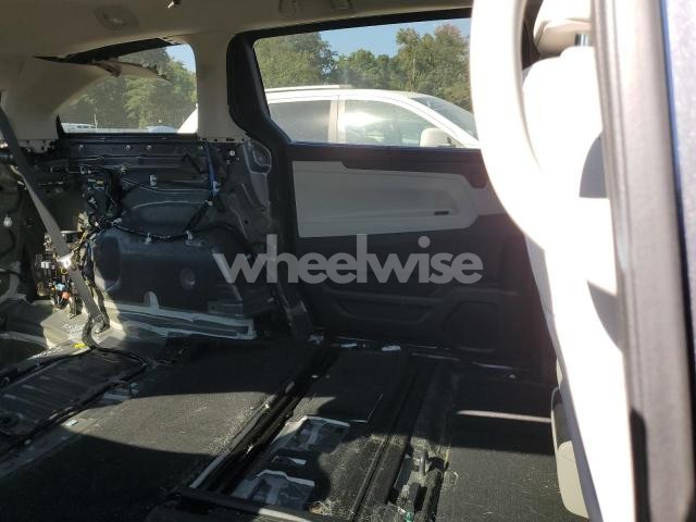 Photo 13 of 2025 HONDA ODYSSEY EXL (VIN 5FNRL6H61SB070492)