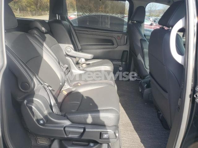 Photo 13 of 2023 HONDA ODYSSEY EXL (VIN 5FNRL6H62PB076065)