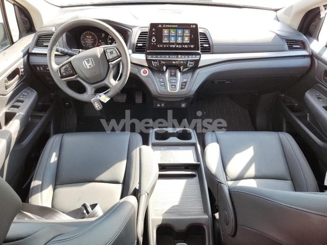 Photo 11 of 2025 HONDA ODYSSEY EXL (VIN 5FNRL6H62SB082232)