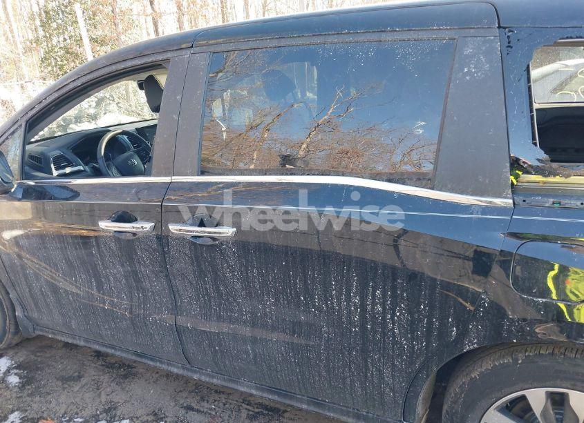 Photo 14 of 2024 Honda Odyssey EX-L (VIN 5FNRL6H63RB057902)