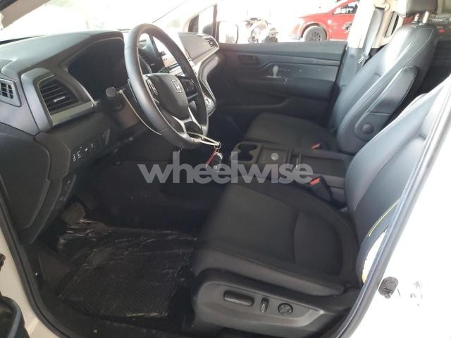 Photo 5 of 2025 HONDA ODYSSEY EXL (VIN 5FNRL6H63SB016062)