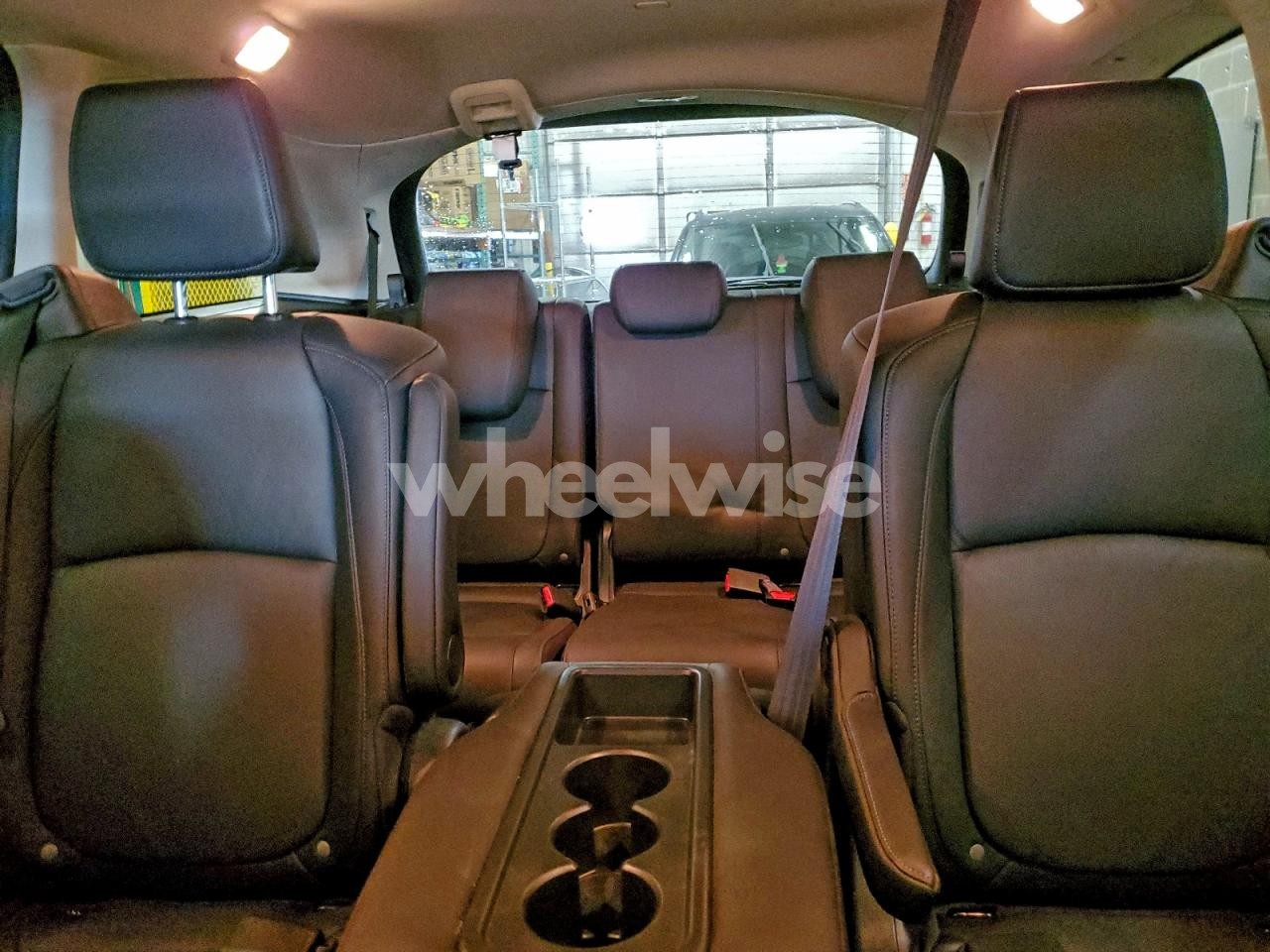 Photo 10 of 2025 HONDA ODYSSEY EXL (VIN 5FNRL6H63SB081591)