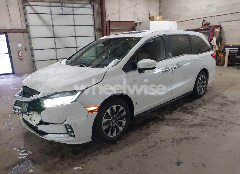 Photo 2 of 2023 Honda Odyssey EX-L (VIN 5FNRL6H64PB074785)