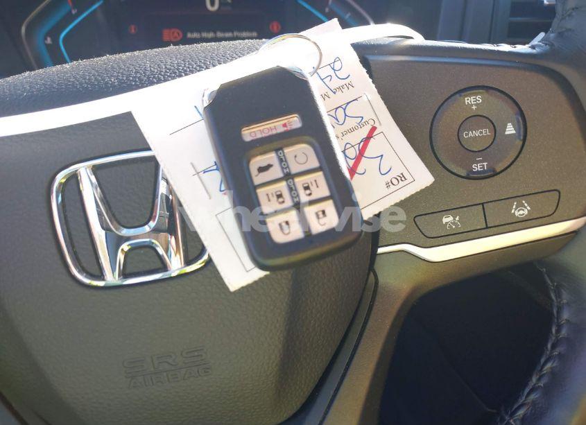 Photo 11 of 2024 Honda Odyssey EX-L (VIN 5FNRL6H64RB024021)