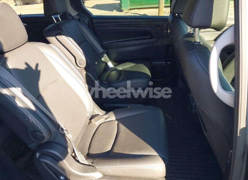 Photo 8 of 2024 Honda Odyssey EX-L (VIN 5FNRL6H64RB024021)