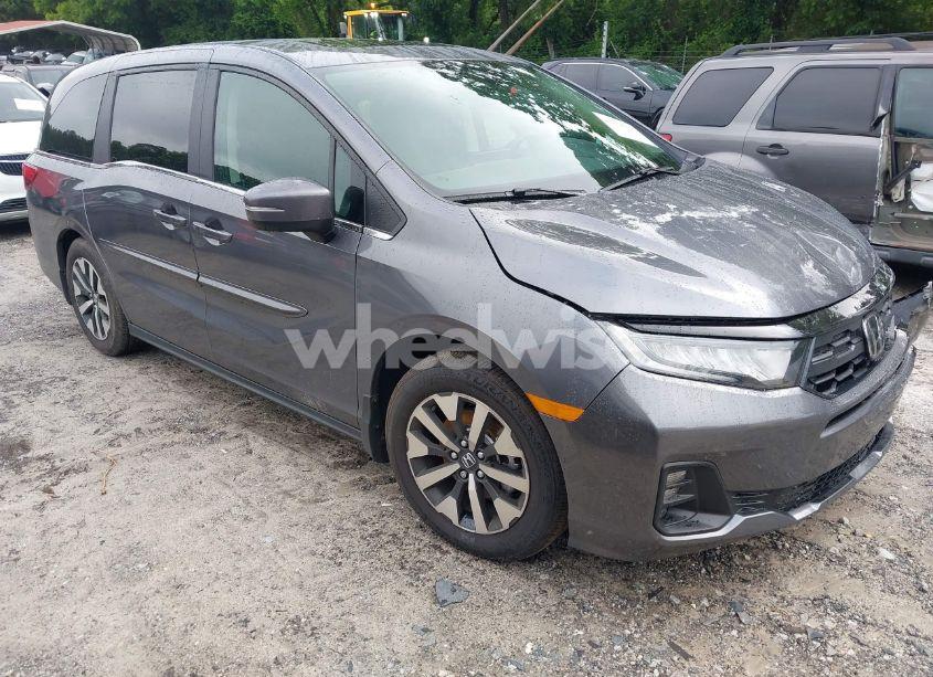 2025 Honda Odyssey EX-L (VIN 5FNRL6H64SB032657) main photo