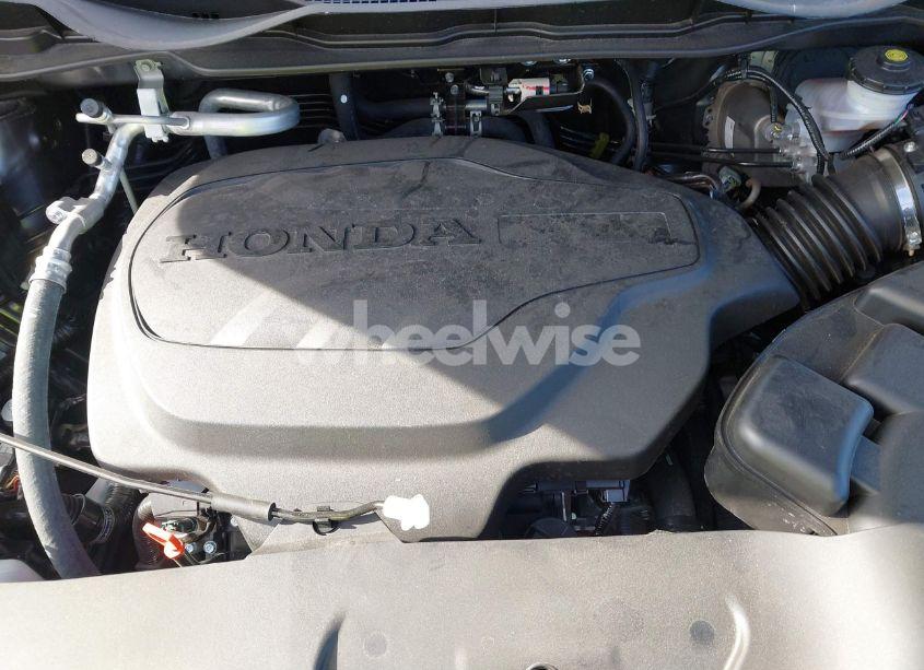 Photo 10 of 2024 Honda Odyssey EX-L (VIN 5FNRL6H65RB055097)