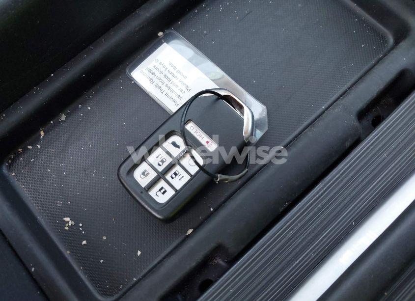 Photo 11 of 2024 Honda Odyssey EX-L (VIN 5FNRL6H66RB049101)