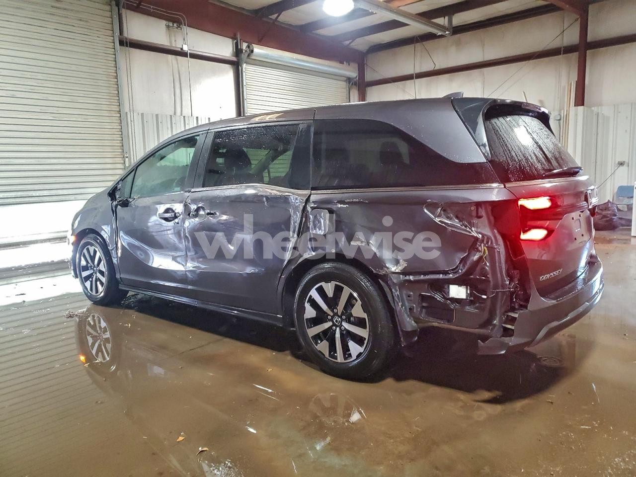 Photo 2 of 2025 HONDA ODYSSEY EXL (VIN 5FNRL6H66SB082878)