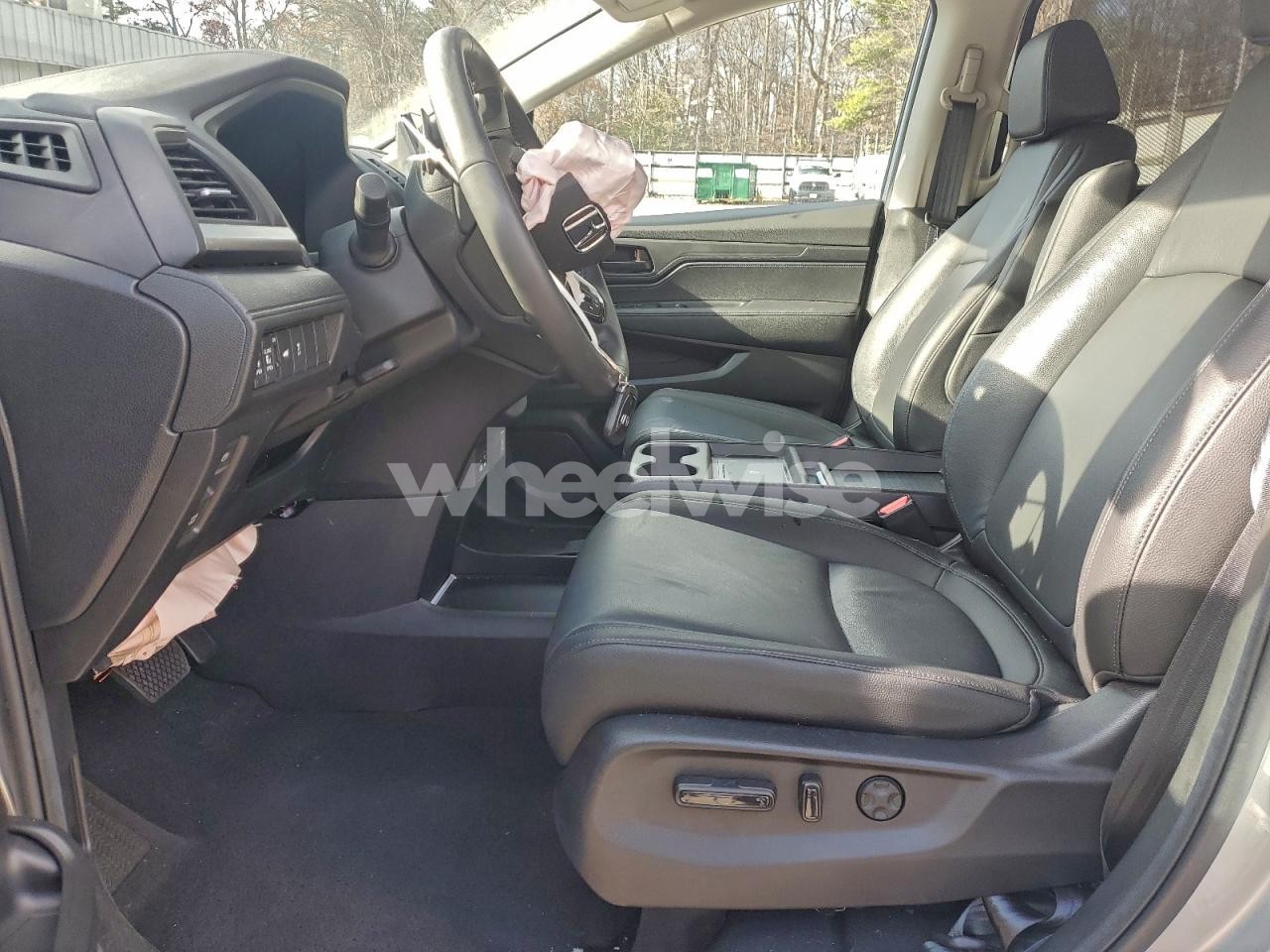 Photo 7 of 2025 HONDA ODYSSEY EXL (VIN 5FNRL6H66SB084596)