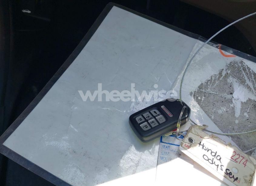 Photo 11 of 2024 Honda Odyssey EX-L (VIN 5FNRL6H67RB012753)