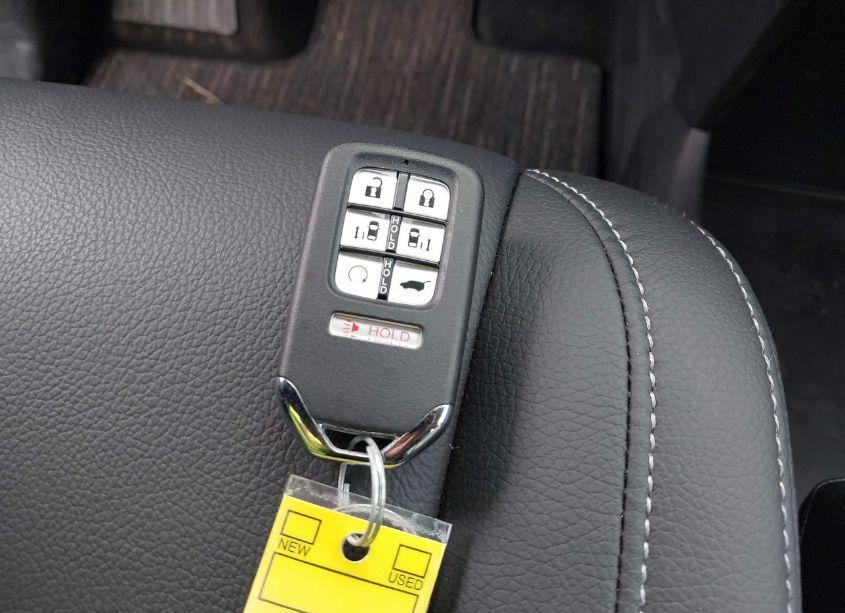 Photo 11 of 2024 Honda Odyssey EX-L (VIN 5FNRL6H67RB072192)