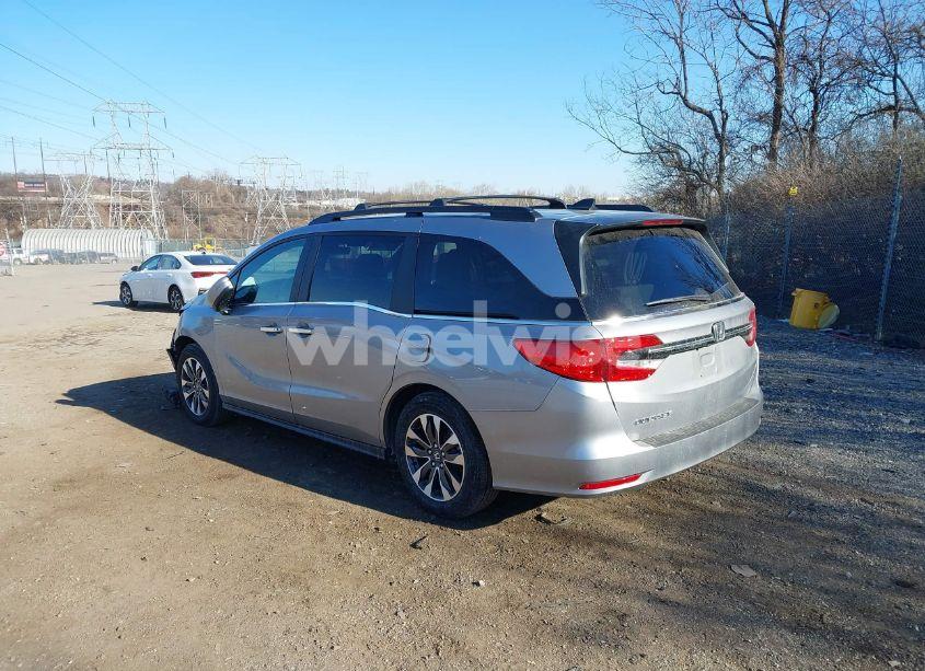 Photo 3 of 2023 Honda Odyssey EX-L (VIN 5FNRL6H68PB070545)