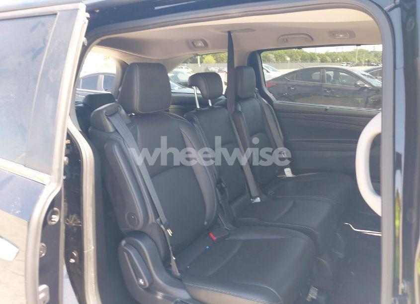 Photo 8 of 2024 Honda Odyssey EX-L (VIN 5FNRL6H68RB017184)