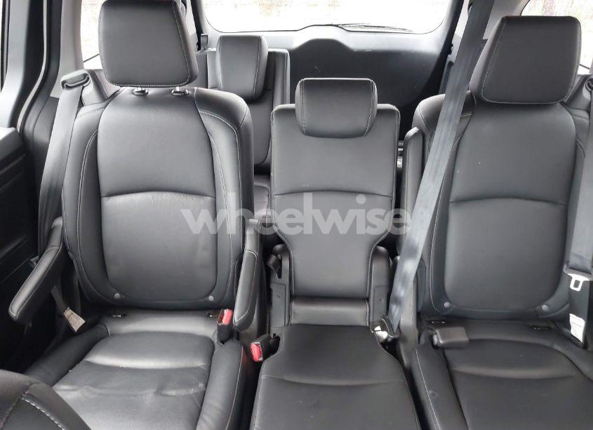 Photo 18 of 2024 Honda Odyssey EX-L (VIN 5FNRL6H68RB070774)