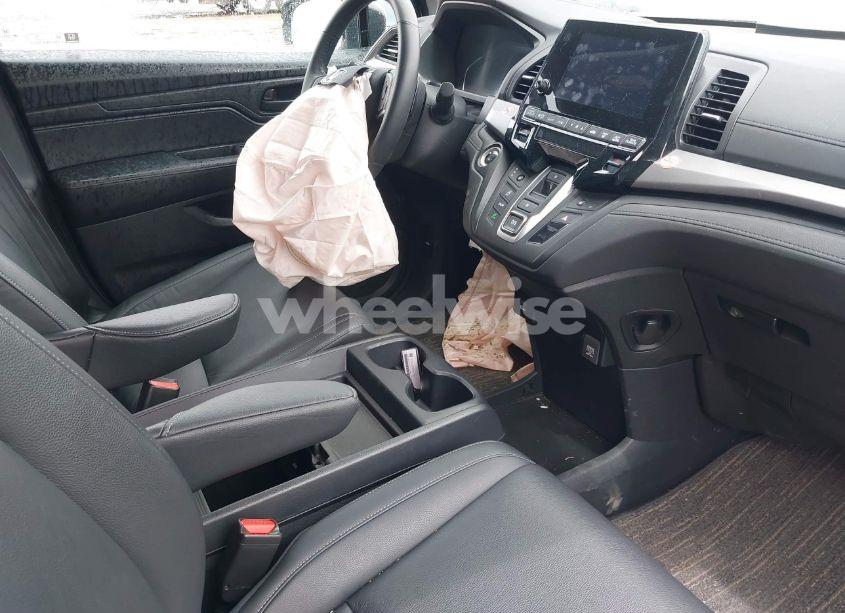 Photo 21 of 2024 Honda Odyssey EX-L (VIN 5FNRL6H68RB070774)