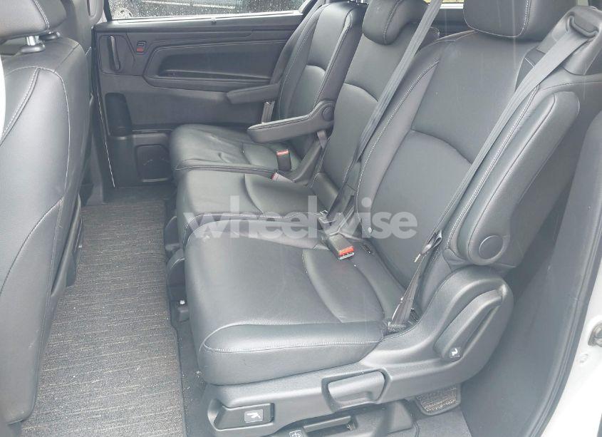 Photo 8 of 2024 Honda Odyssey EX-L (VIN 5FNRL6H68RB070774)