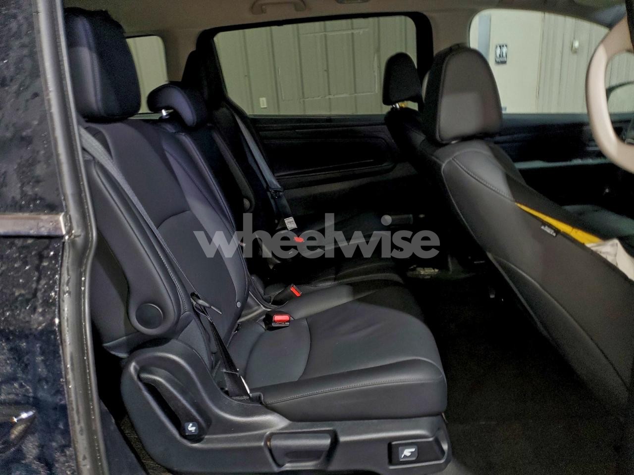Photo 11 of 2025 HONDA ODYSSEY EXL (VIN 5FNRL6H68SB081697)