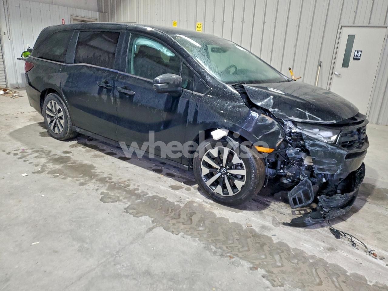 Photo 4 of 2025 HONDA ODYSSEY EXL (VIN 5FNRL6H68SB081697)