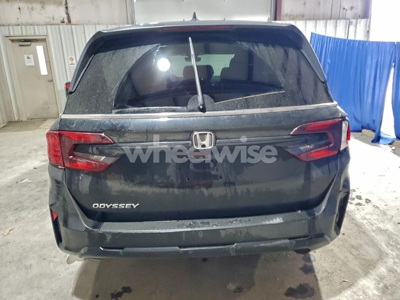 Photo 6 of 2025 HONDA ODYSSEY EXL (VIN 5FNRL6H68SB081697)