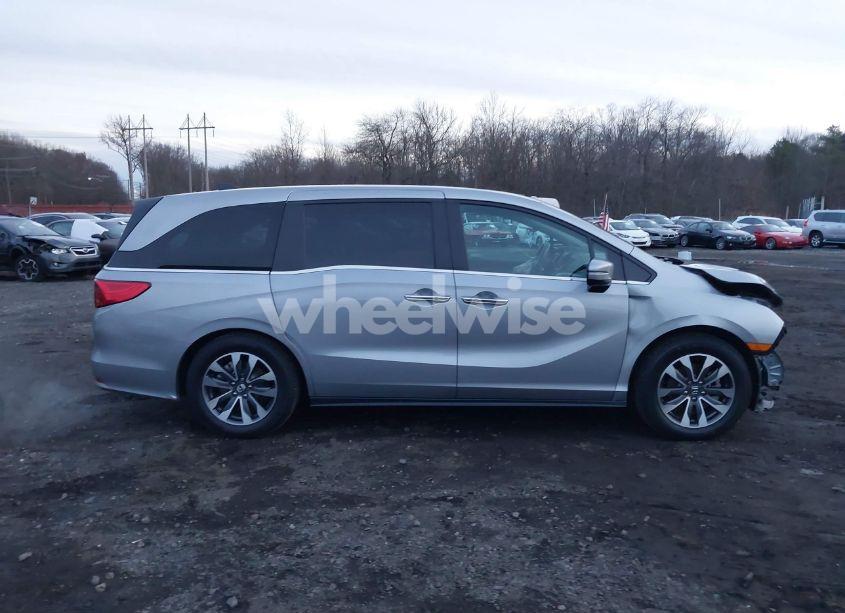 Photo 13 of 2023 Honda Odyssey EX-L (VIN 5FNRL6H69PB042947)