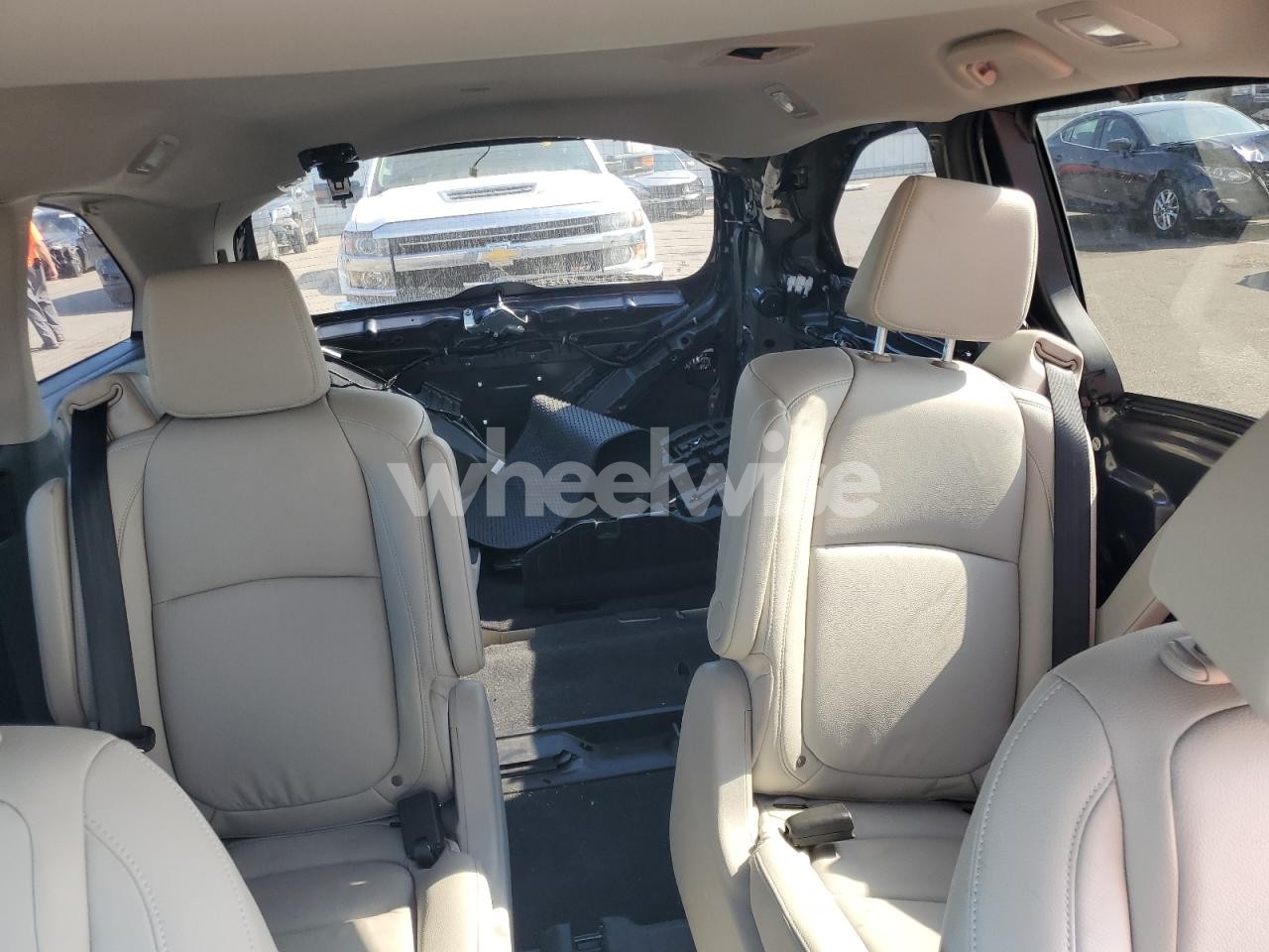 Photo 10 of 2025 HONDA ODYSSEY EXL (VIN 5FNRL6H69SB063712)