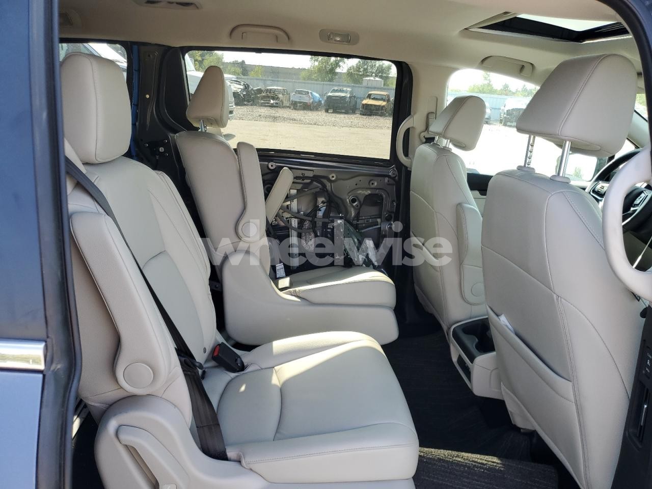 Photo 11 of 2025 HONDA ODYSSEY EXL (VIN 5FNRL6H69SB063712)