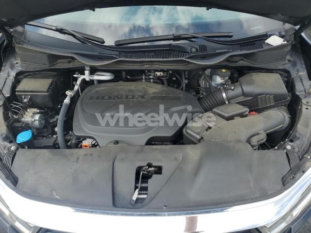 Photo 4 of 2024 HONDA ODYSSEY EXL (VIN 5FNRL6H6XRB006171)