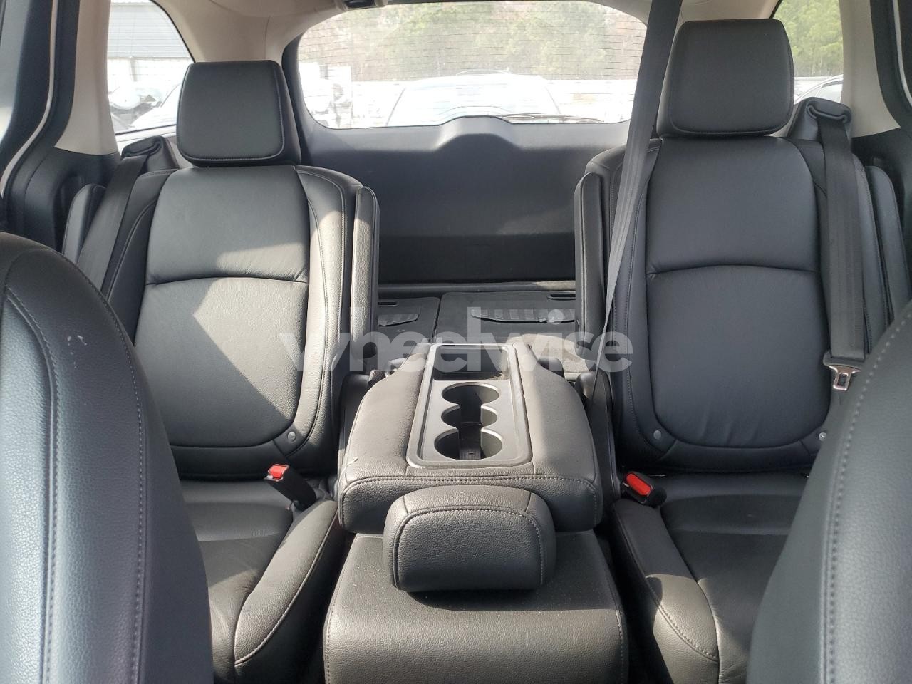 Photo 10 of 2025 HONDA ODYSSEY EXL (VIN 5FNRL6H6XSB059099)