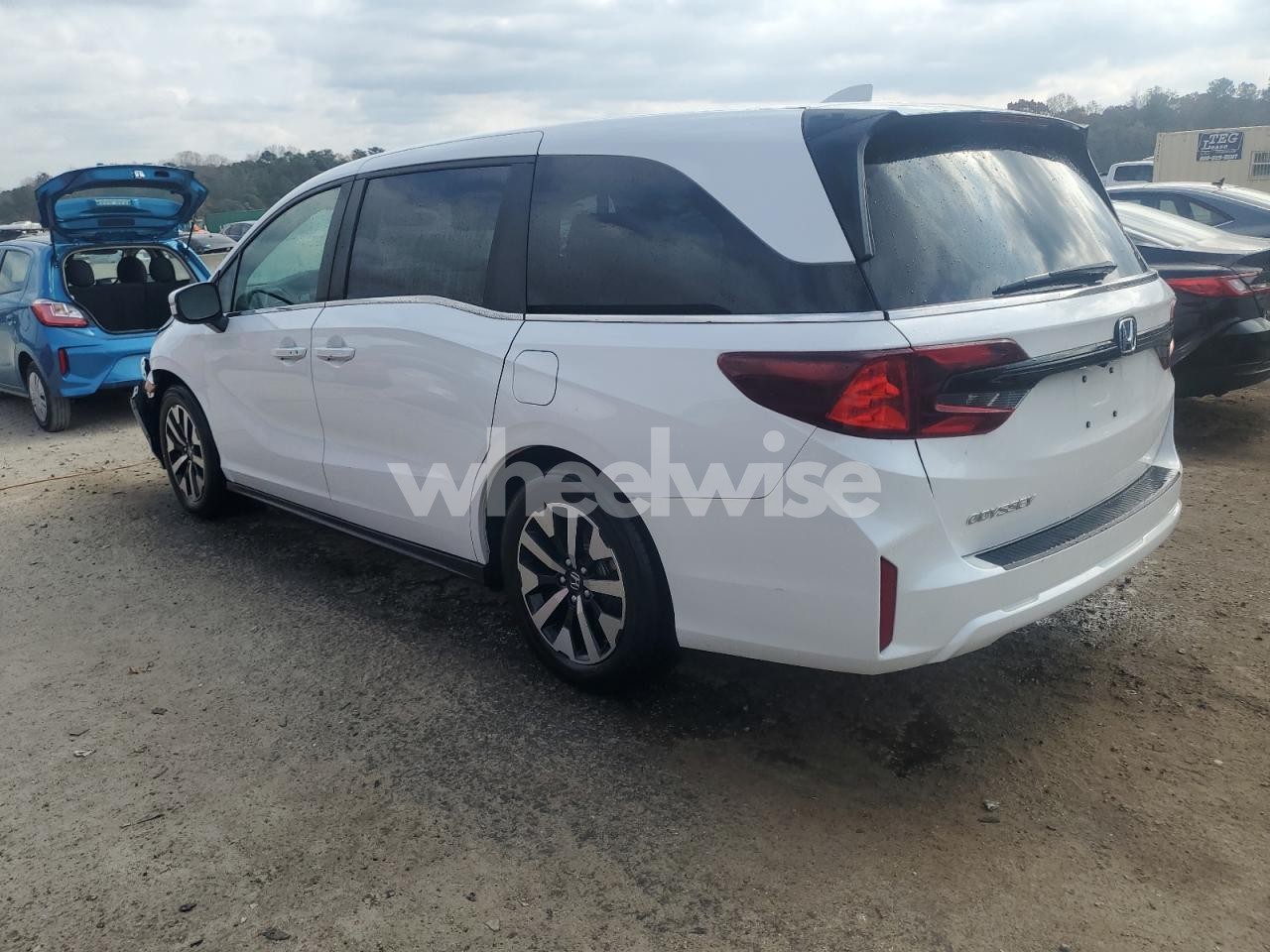 Photo 2 of 2025 HONDA ODYSSEY EXL (VIN 5FNRL6H6XSB059099)