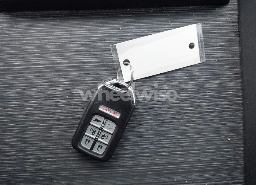 Photo 11 of 2018 Honda Odyssey EX-L (VIN 5FNRL6H70JB022134)