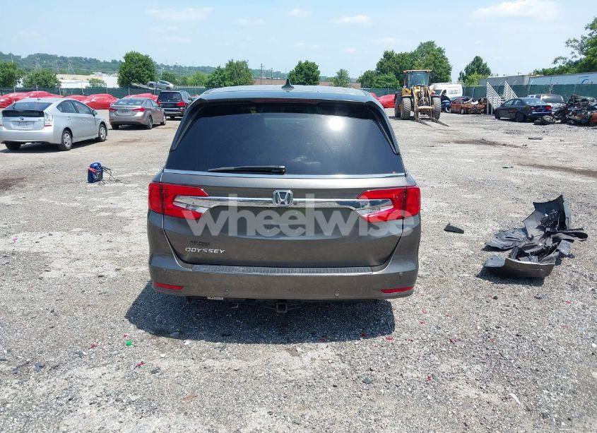 Photo 17 of 2018 Honda Odyssey EX-L (VIN 5FNRL6H70JB030038)
