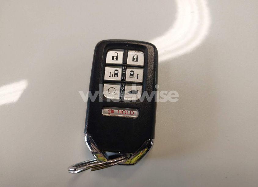 Photo 11 of 2018 Honda Odyssey EX-L (VIN 5FNRL6H70JB049544)