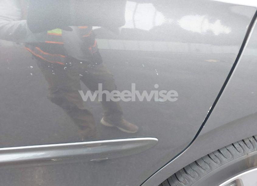 Photo 6 of 2018 Honda Odyssey EX-L (VIN 5FNRL6H70JB066747)