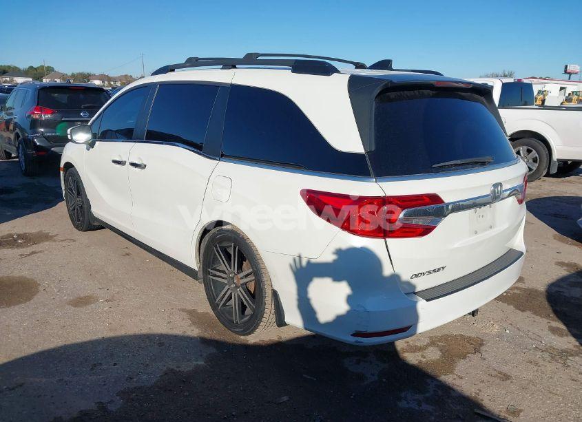 Photo 3 of 2019 Honda Odyssey EX-L (VIN 5FNRL6H70KB039078)