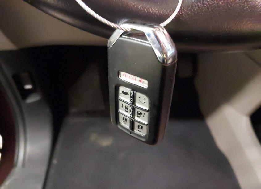 Photo 11 of 2019 Honda Odyssey EX-L (VIN 5FNRL6H70KB048685)