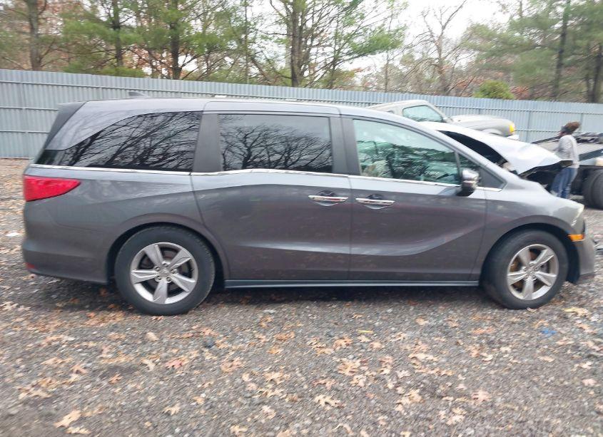 Photo 13 of 2019 Honda Odyssey EX-L (VIN 5FNRL6H70KB069455)