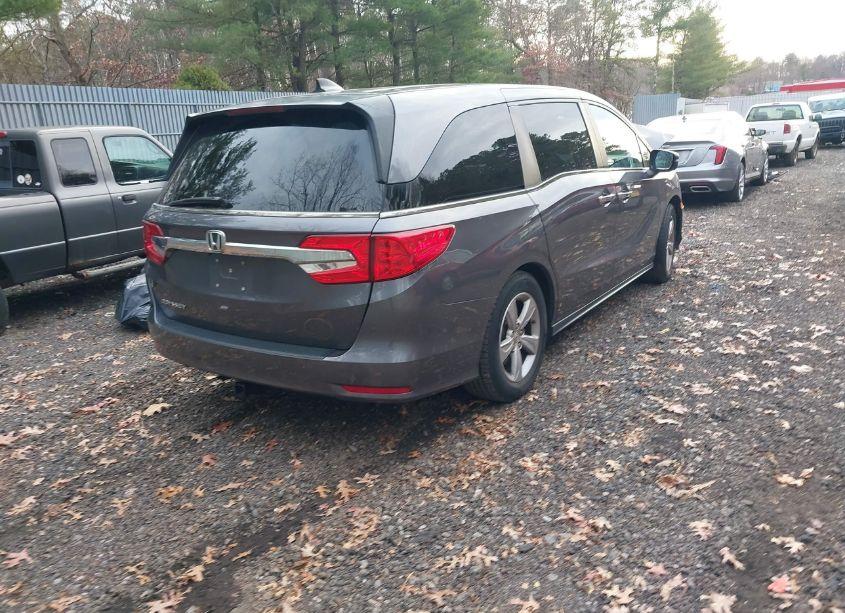 Photo 4 of 2019 Honda Odyssey EX-L (VIN 5FNRL6H70KB069455)