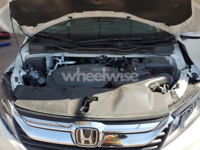 Photo 10 of 2019 HONDA ODYSSEY EXL (VIN 5FNRL6H70KB086773)