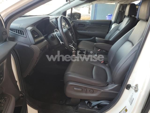 Photo 9 of 2019 HONDA ODYSSEY EXL (VIN 5FNRL6H70KB086773)